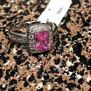 Mary Kay Pink Ice Ring